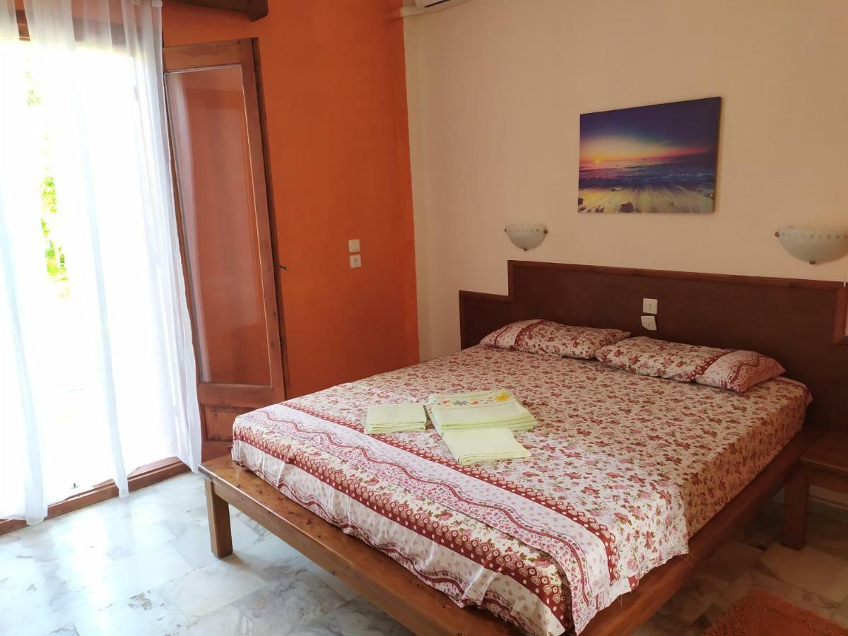 Apartment Victoria Agios Georgios  Exterior foto